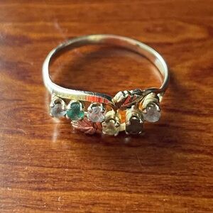 ❄️SALE! 10k Black Hills Gold Ring